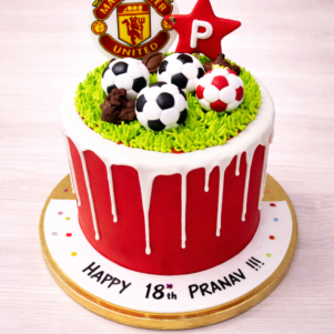 Manchester United Football Cake | Bakers Corner