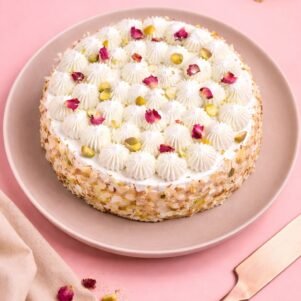 Holi Special Thandai Gulkand Cake | Bakers Corner